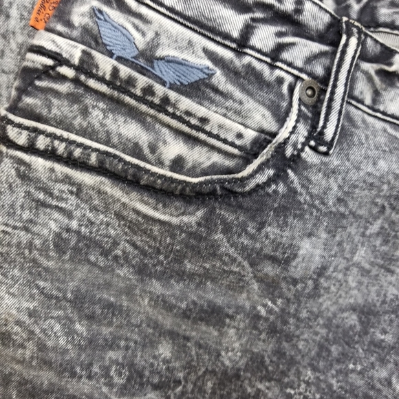 Robin Jean's 42 X 34 - Picture 7 of 9